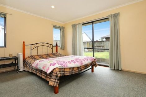 Photo of property in 12 Farnham Close, Rototuna North, Hamilton, 3210