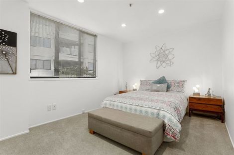 Photo of property in 3d/5 The Promenade, Takapuna, Auckland, 0622