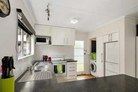 Photo of property in 2/165 Tahunanui Drive, Tahunanui, Nelson, 7011