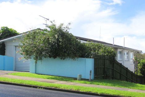 Photo of property in 210 Clovelly Road, Bucklands Beach, Auckland, 2012