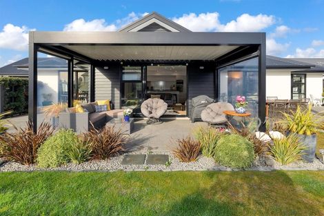 Photo of property in 36 Watkins Drive, Rangiora, 7400