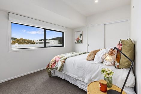 Photo of property in 77b Herald Street, Berhampore, Wellington, 6023
