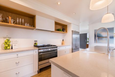 Photo of property in 17 Orchard Terrace, Riverhead, 0820