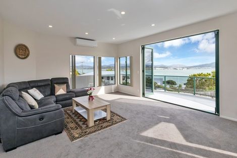 Photo of property in 4a Munro Street, Onerahi, Whangarei, 0110
