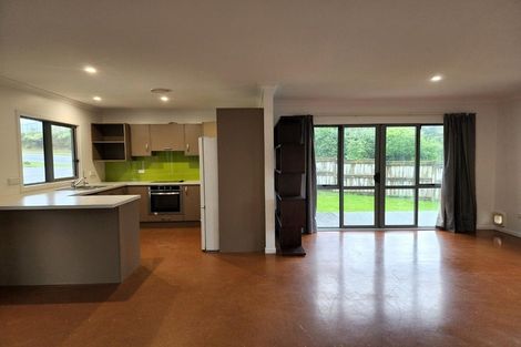 Photo of property in 1185 South Road, Oakura, 4314