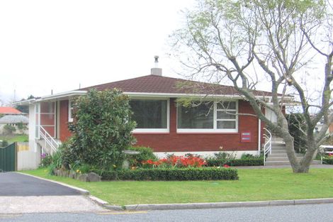 Photo of property in 35 Andrew Place, Otumoetai, Tauranga, 3110