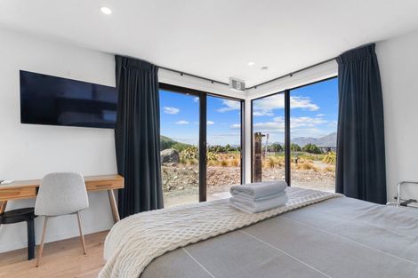 Photo of property in 35 D'archiac Drive, Lake Tekapo, 7999