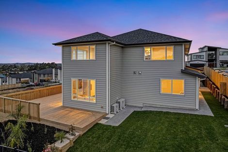 Photo of property in 10 Lumber Rise, Swanson, Auckland, 0614