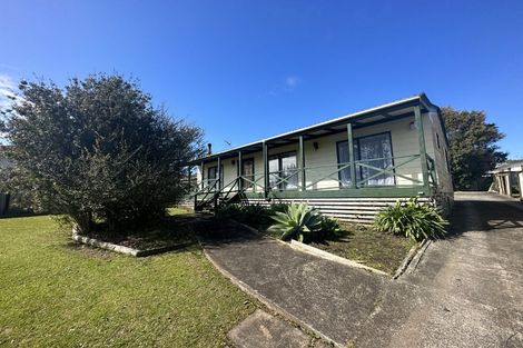 Photo of property in 8 Tyndrum Place, Highland Park, Auckland, 2010