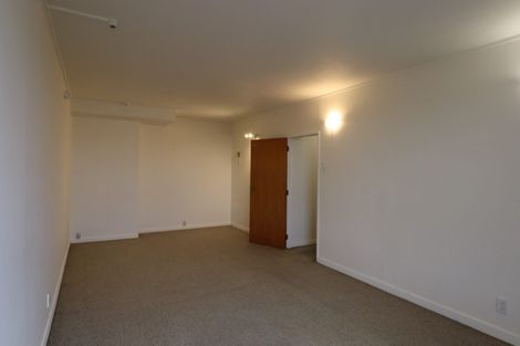 Photo of property in Hobson Court Flats, 87/70 Hobson Street, Thorndon, Wellington, 6011