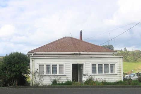 Photo of property in 54 King Street, Hikurangi, 0114