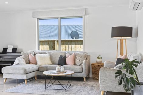 Photo of property in 56 Whakaturou Crescent, Pyes Pa, Tauranga, 3112