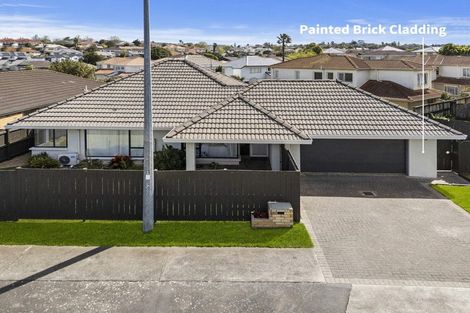 Photo of property in 2/83 Meadowland Drive, Somerville, Auckland, 2014