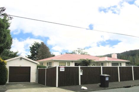 Photo of property in 59 Ebdentown Street, Ebdentown, Upper Hutt, 5018