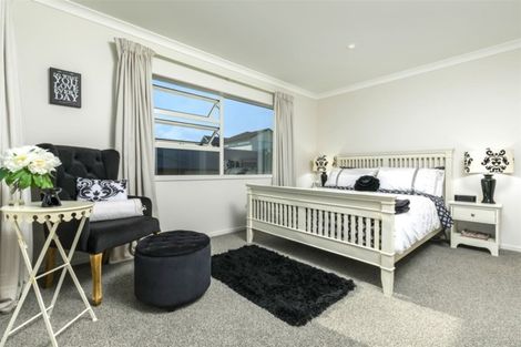 Photo of property in 7 Waiarohia Place, Hobsonville, Auckland, 0616