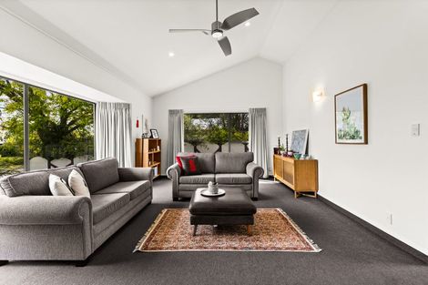 Photo of property in 10 Rush Place, Havelock North, 4130