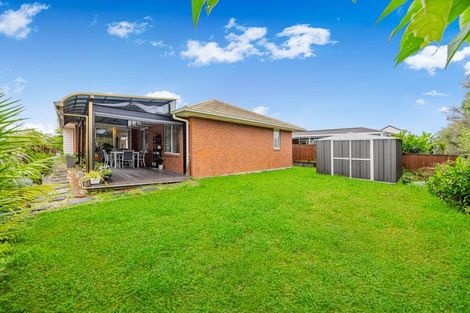 Photo of property in 31 Black Beech Crescent, Takanini, 2110