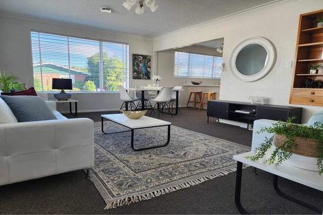 Photo of property in 2 Dellow Place, Spreydon, Christchurch, 8024