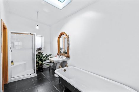 Photo of property in 66 Laurence Street, Waltham, Christchurch, 8011