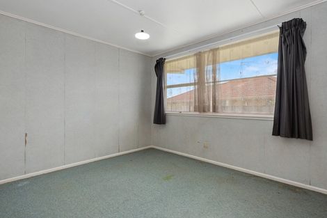 Photo of property in 25 Sundown Crescent, Melville, Hamilton, 3206