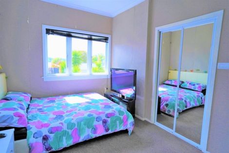 Photo of property in 52 Anzac Road, Morningside, Whangarei, 0110