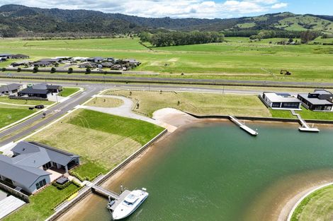 Photo of property in 34 Ngaroma Crescent, Whitianga, 3510