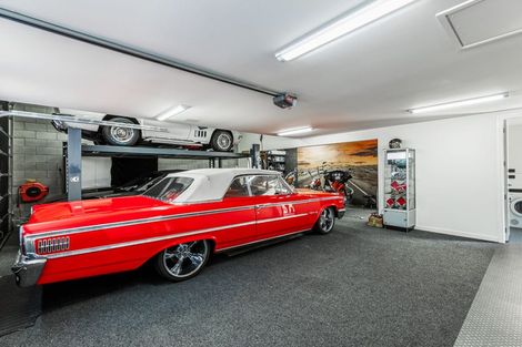 Photo of property in 3 Mansion Court, West Harbour, Auckland, 0618