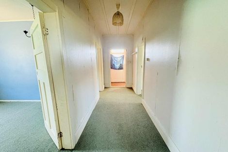 Photo of property in 2 Westbourne Terrace, Castlecliff, Whanganui, 4501