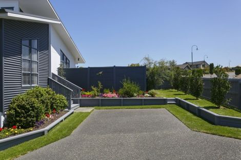 Photo of property in 17 Vaucluse Drive, Nukuhau, Taupo, 3330