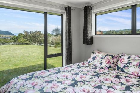 Photo of property in 16 Lacebark Drive, Kinloch, Taupo, 3377