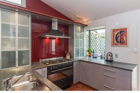 Photo of property in 110 Marine Parade, Otaki Beach, Otaki, 5512