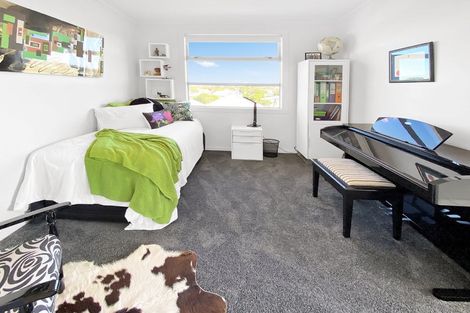 Photo of property in 615 Marine Parade, Napier South, Napier, 4110