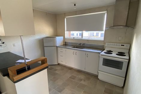 Photo of property in 16 Purdie Place, Milson, Palmerston North, 4414