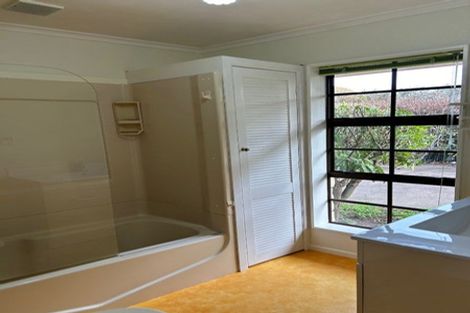 Photo of property in 14 Charnwood Grove, Waikanae, 5036