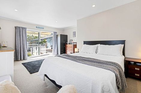 Photo of property in 62 Heybridge Street, Manurewa, Auckland, 2102