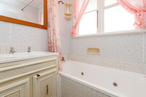 Photo of property in 170 Highbury Avenue, Highbury, Palmerston North, 4412