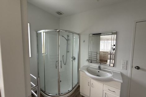 Photo of property in 106a Glanmire Road, Newlands, Wellington, 6037