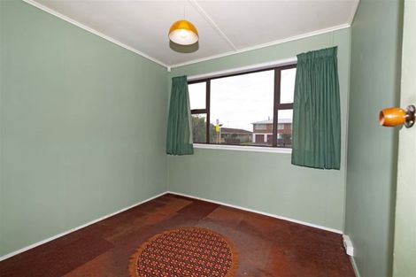 Photo of property in 86 Flanshaw Road, Te Atatu South, Auckland, 0610