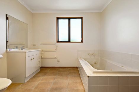 Photo of property in 2/18 Wentworth Street, Ilam, Christchurch, 8041