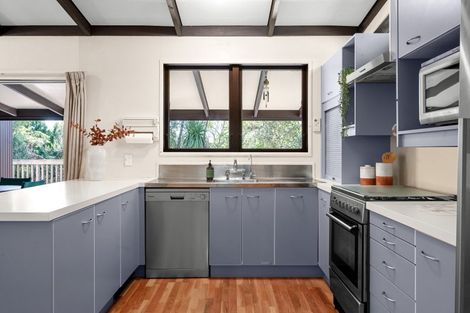 Photo of property in 10 Burwood Place, Silverdale, Hamilton, 3216