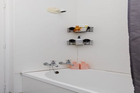 Photo of property in 179 Hakanoa Street, Huntly, 3700