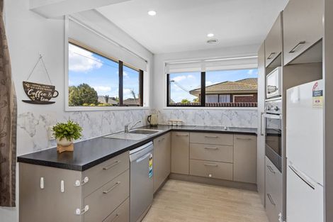 Photo of property in 1/281 Sawyers Arms Road, Bishopdale, Christchurch, 8053