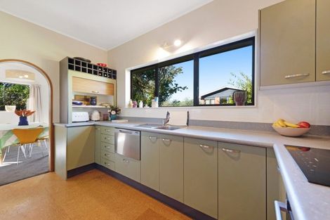 Photo of property in 15a Alexander Road, Raumati Beach, Paraparaumu, 5032