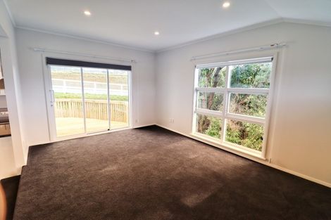 Photo of property in 71 Moorefield Road, Johnsonville, Wellington, 6037