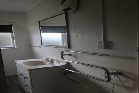 Photo of property in 2/99 Ireland Road, Mount Wellington, Auckland, 1060