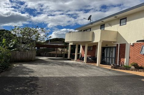 Photo of property in 10 De Havilland Drive, Goodwood Heights, Auckland, 2105