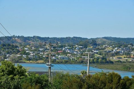 Photo of property in 66 Maire Road, Orewa, 0931