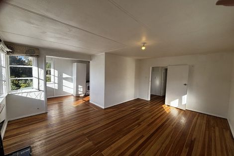 Photo of property in 22 Banks Street, Marfell, New Plymouth, 4310