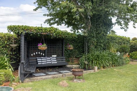 Photo of property in 27 Alfred Street, Fairfield, Hamilton, 3214