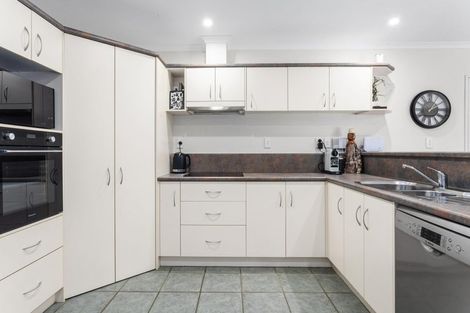 Photo of property in 3 The Fairway, Whakatane, 3120